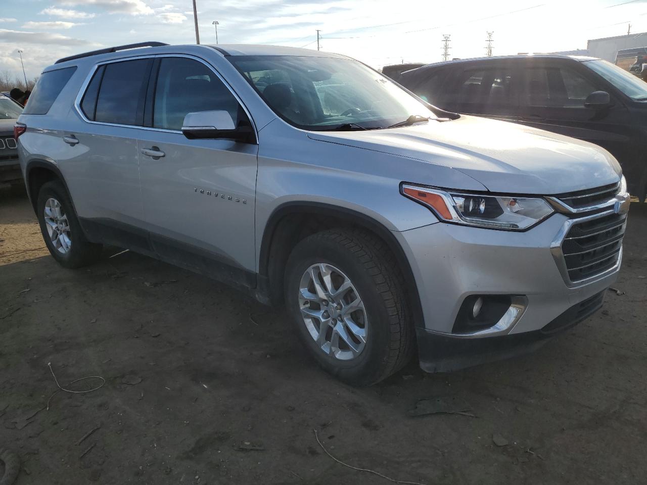 2020 Chevrolet Traverse VIN 1GNERGKW2LJ261044 Copart auction photo, rear end damage thumbnail 4