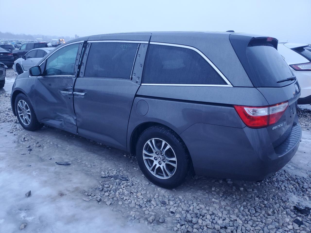 2013 Honda Odyssey VIN 5FNRL5H69DB041884 Copart auction photo, side damage thumbnail 2