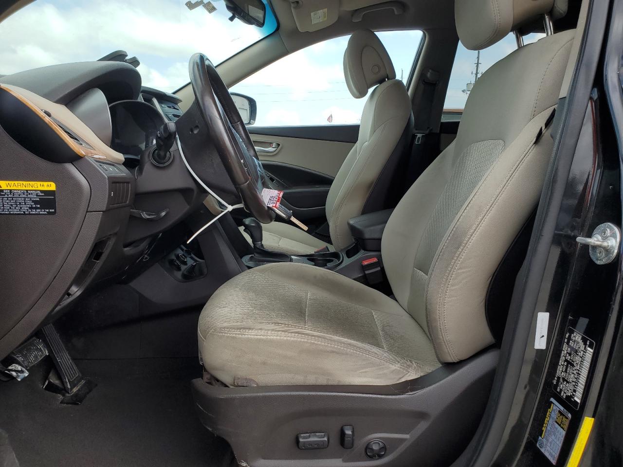 2013 Hyundai Santa Fe VIN 5XYZU3LB8DG020667 Copart auction photo, front end / minor dent/scratches damage thumbnail 7