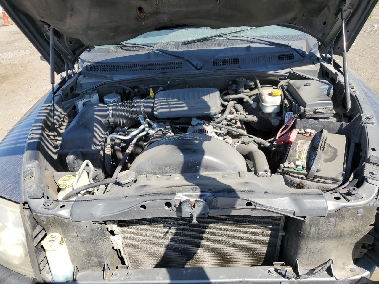 2005 Dodge Dakota VIN 1D7HW22K65S204587 Copart auction photo, front end damage thumbnail 12