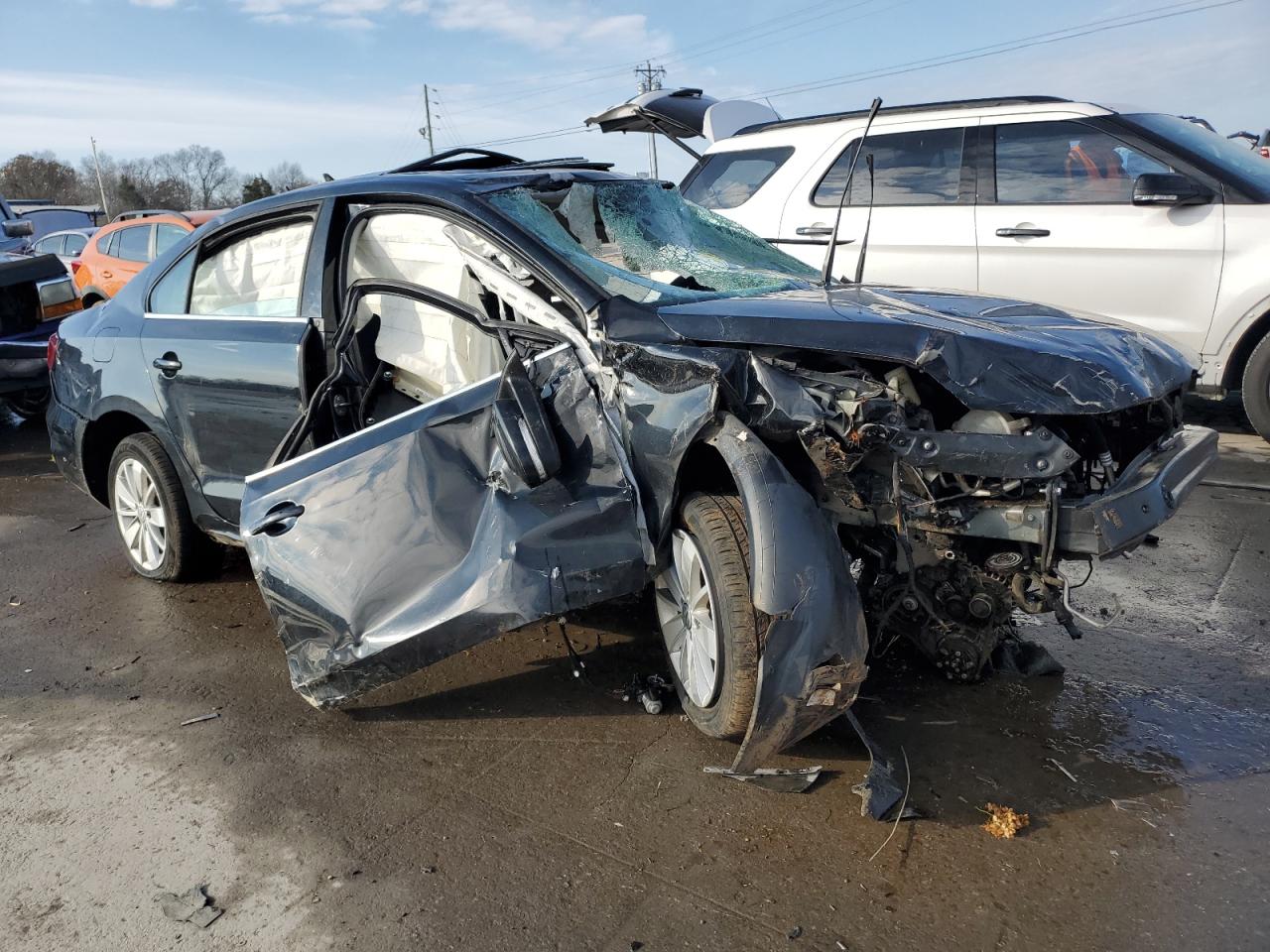 2016 Volkswagen Jetta VIN 3VWD67AJ5GM328860 Copart auction photo, all over damage thumbnail 4