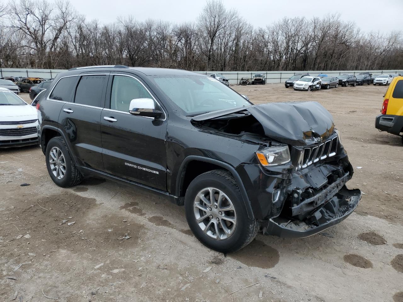 2015 Jeep Grand Cherokee VIN 1C4RJFBGXFC608018 Copart auction photo, front end / minor dent/scratches damage thumbnail 4