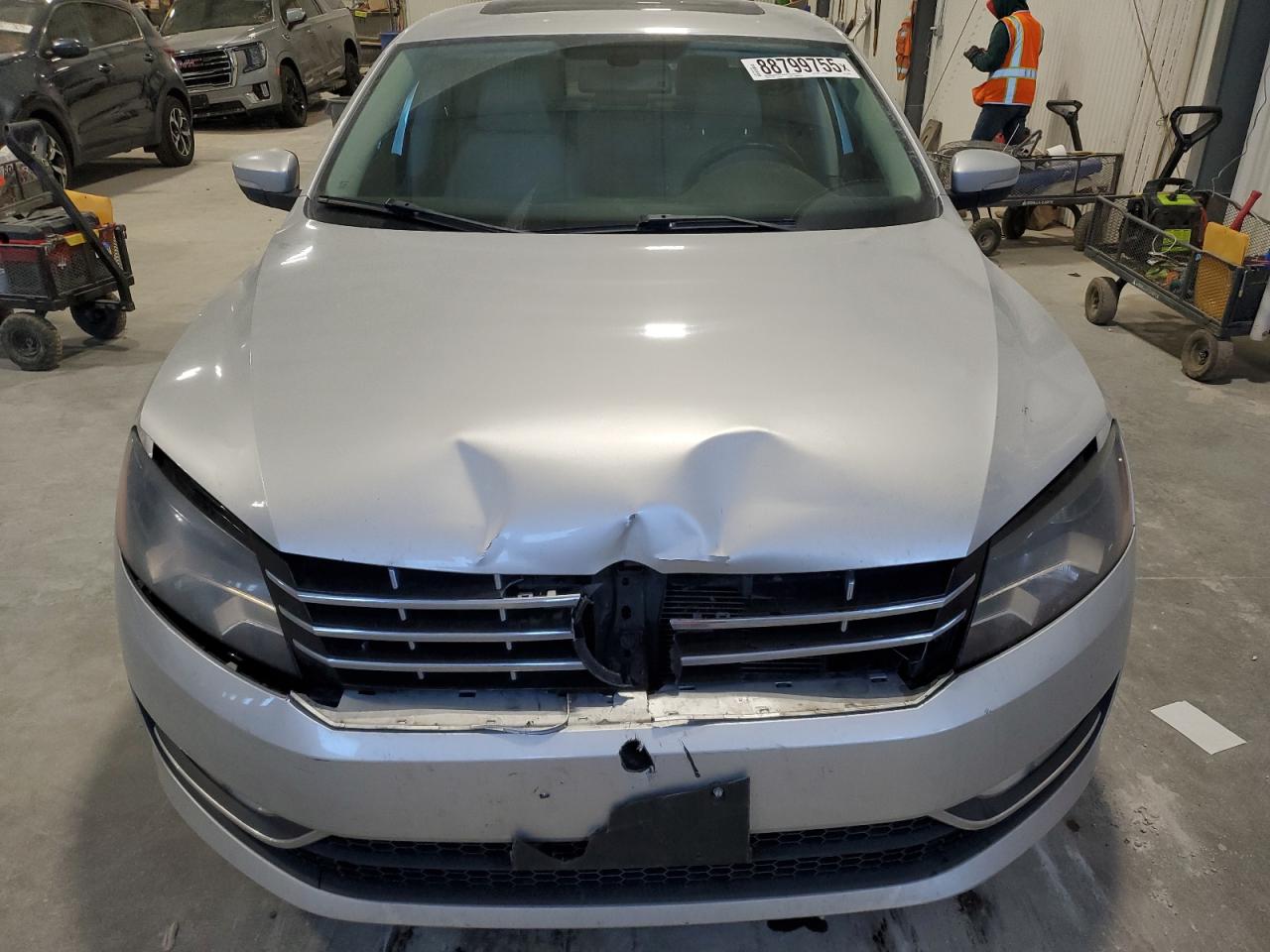 2014 Volkswagen Passat VIN 1VWBN7A3XEC096976 Copart auction photo, front end / side damage thumbnail 5