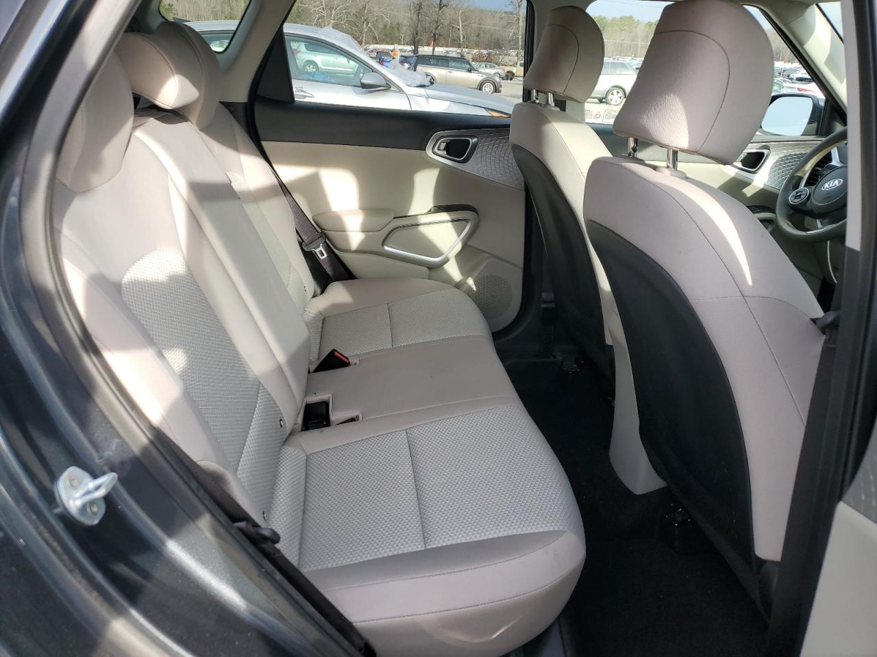 2020 KIA Soul VIN KNDJ23AU3L7003181 Copart auction photo, rear end / front end damage thumbnail 11