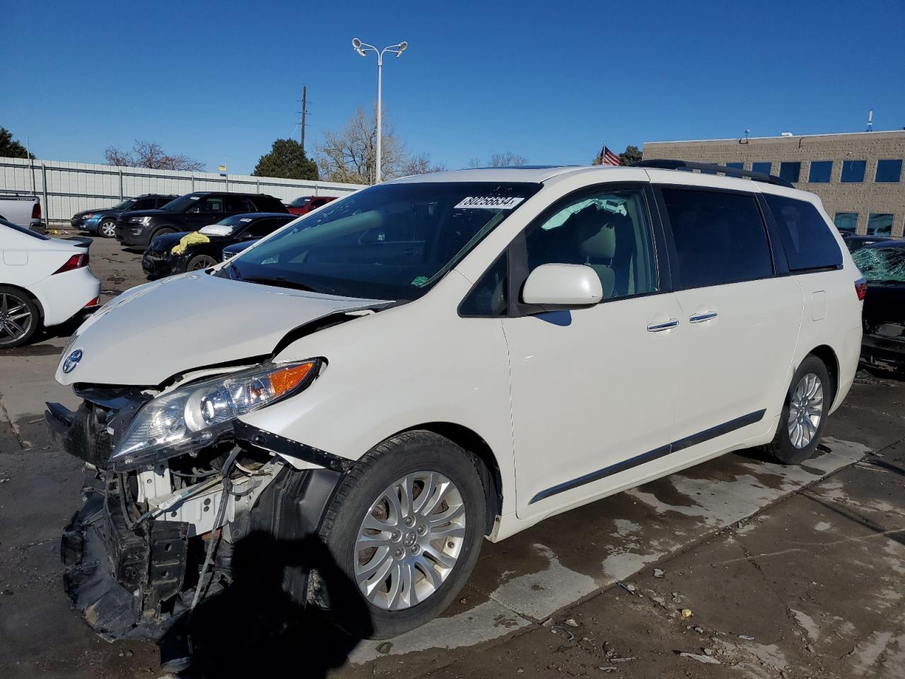 2015 Toyota Sienna VIN 5TDYK3DC7FS646483