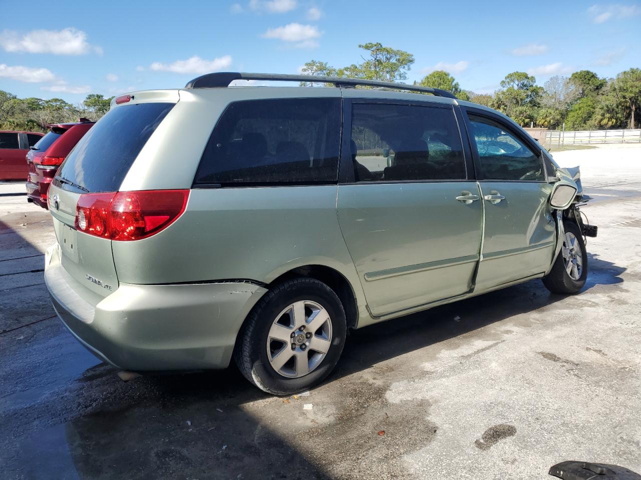 2006 Toyota Sienna VIN 5TDZA22C96S432406 Copart auction photo, all over / minor dent/scratches damage thumbnail 3