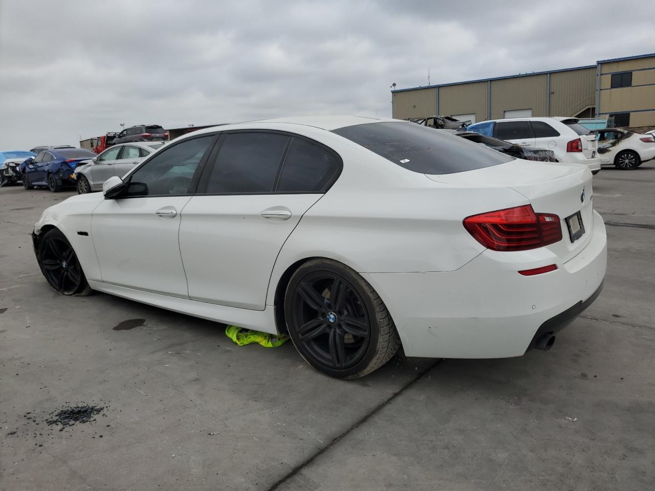 2014 BMW 5er VIN WBA5B1C52ED483985 Copart auction photo, side damage thumbnail 2