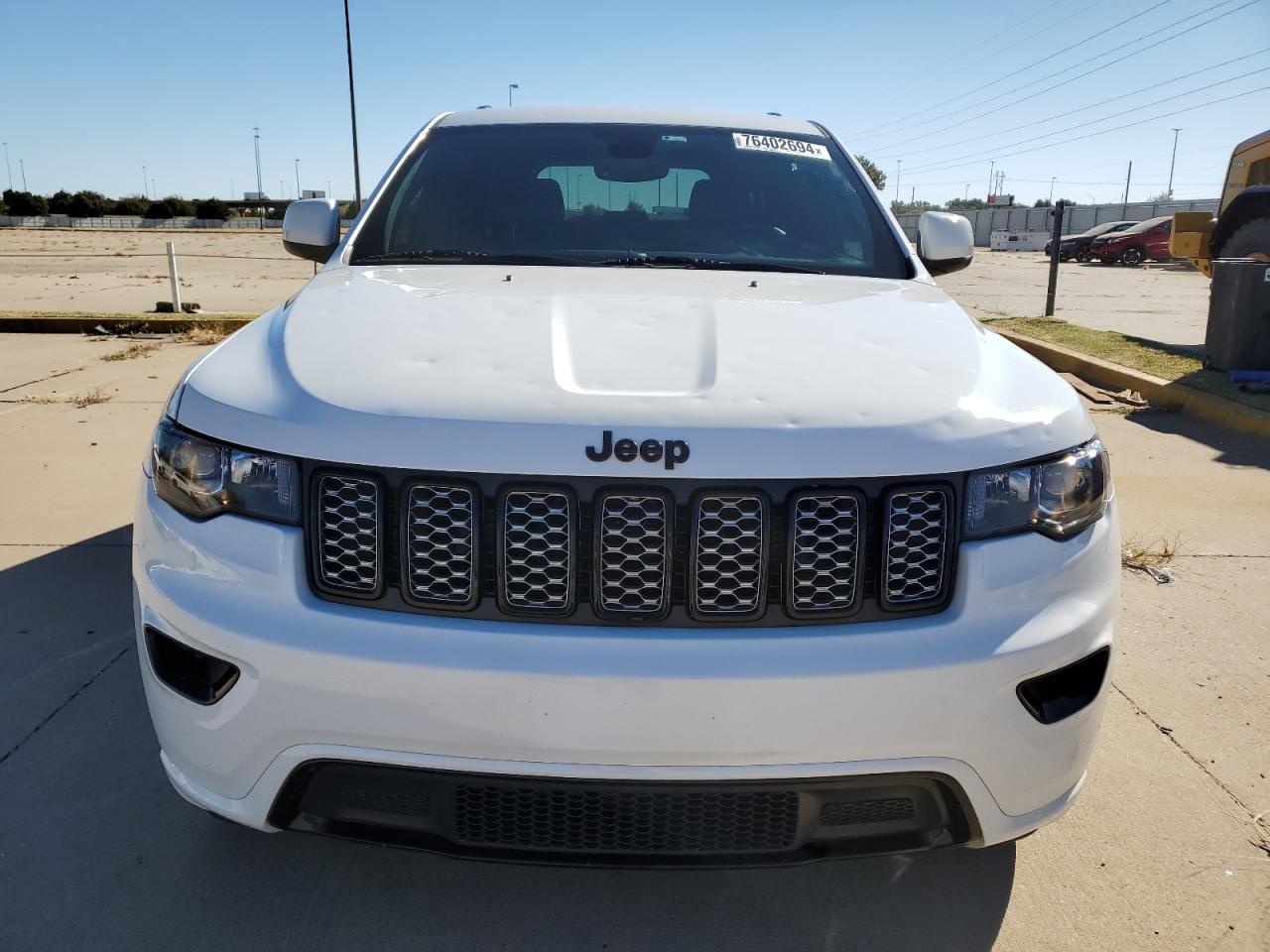 2017 Jeep Grand Cherokee VIN 1C4RJEAG2HC952795 Copart auction photo, hail / minor dent/scratches damage thumbnail 5