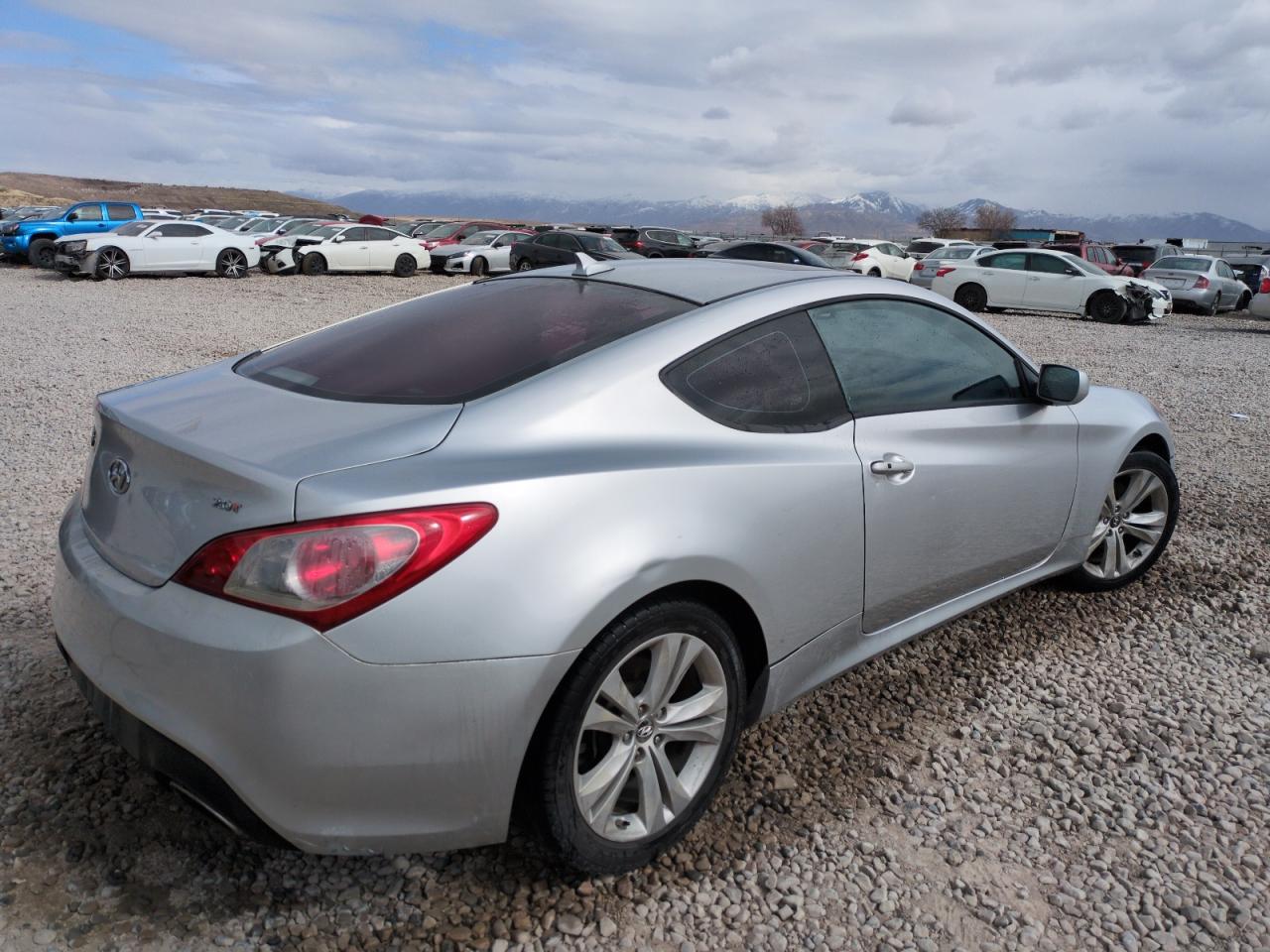 2010 Hyundai Genesis VIN KMHHT6KD1AU026657 Copart auction photo, side damage thumbnail 3