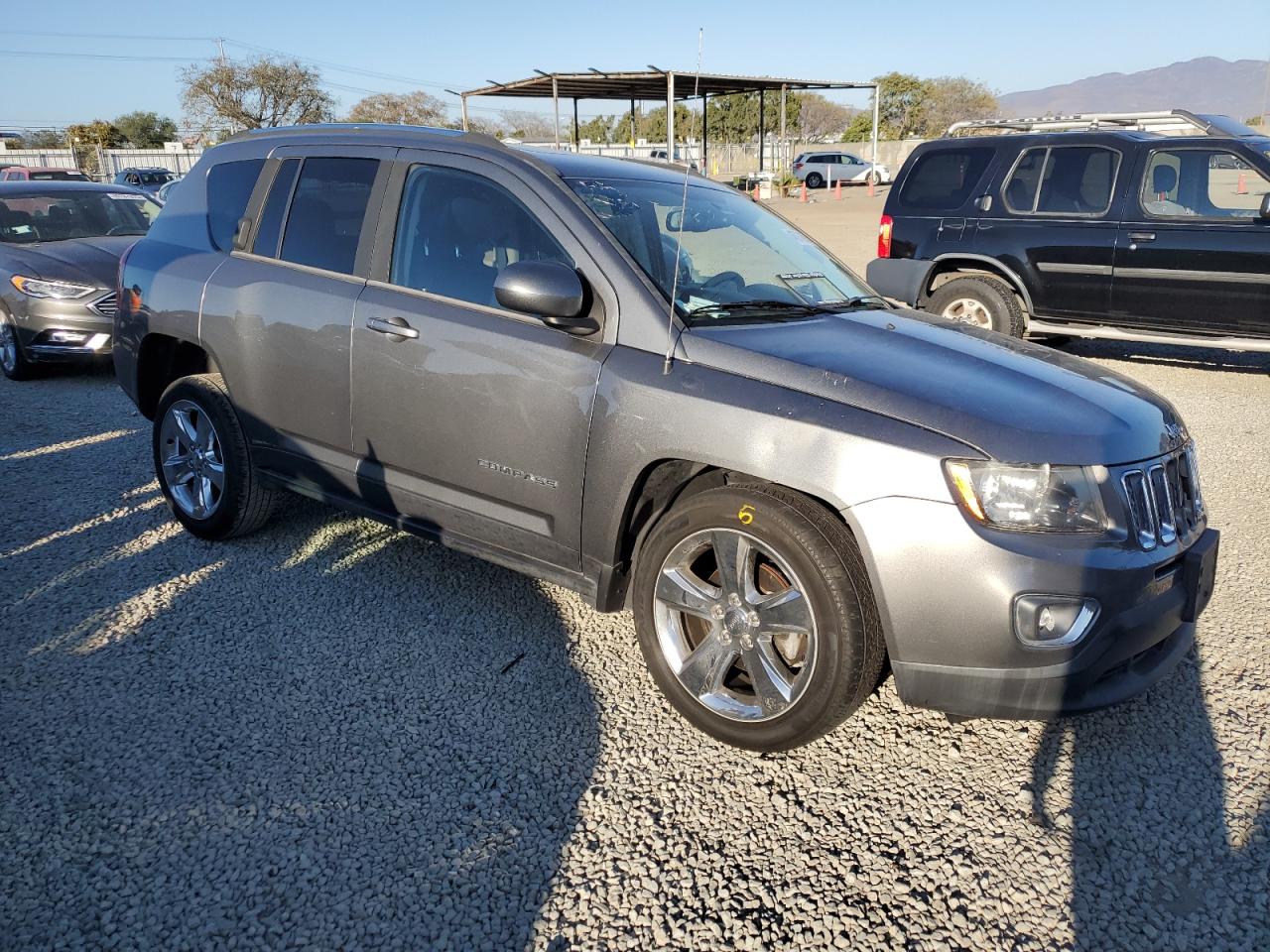 2014 Jeep Compass VIN 1C4NJCCBXED502662 Copart auction photo, front end / side damage thumbnail 4