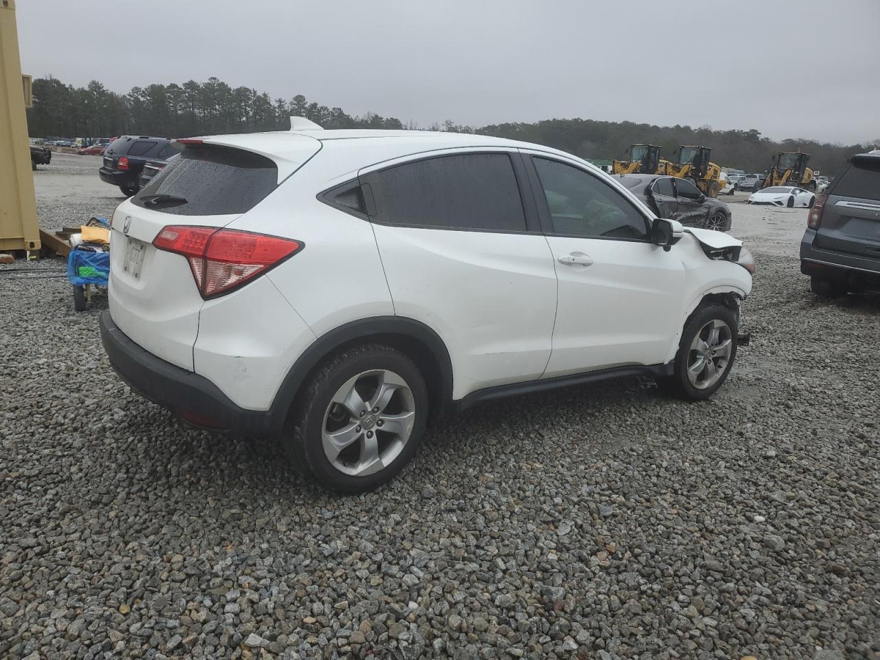 2016 Honda HR-V VIN 3CZRU5H58GM727588 Copart auction photo, front end / undercarriage damage thumbnail 3