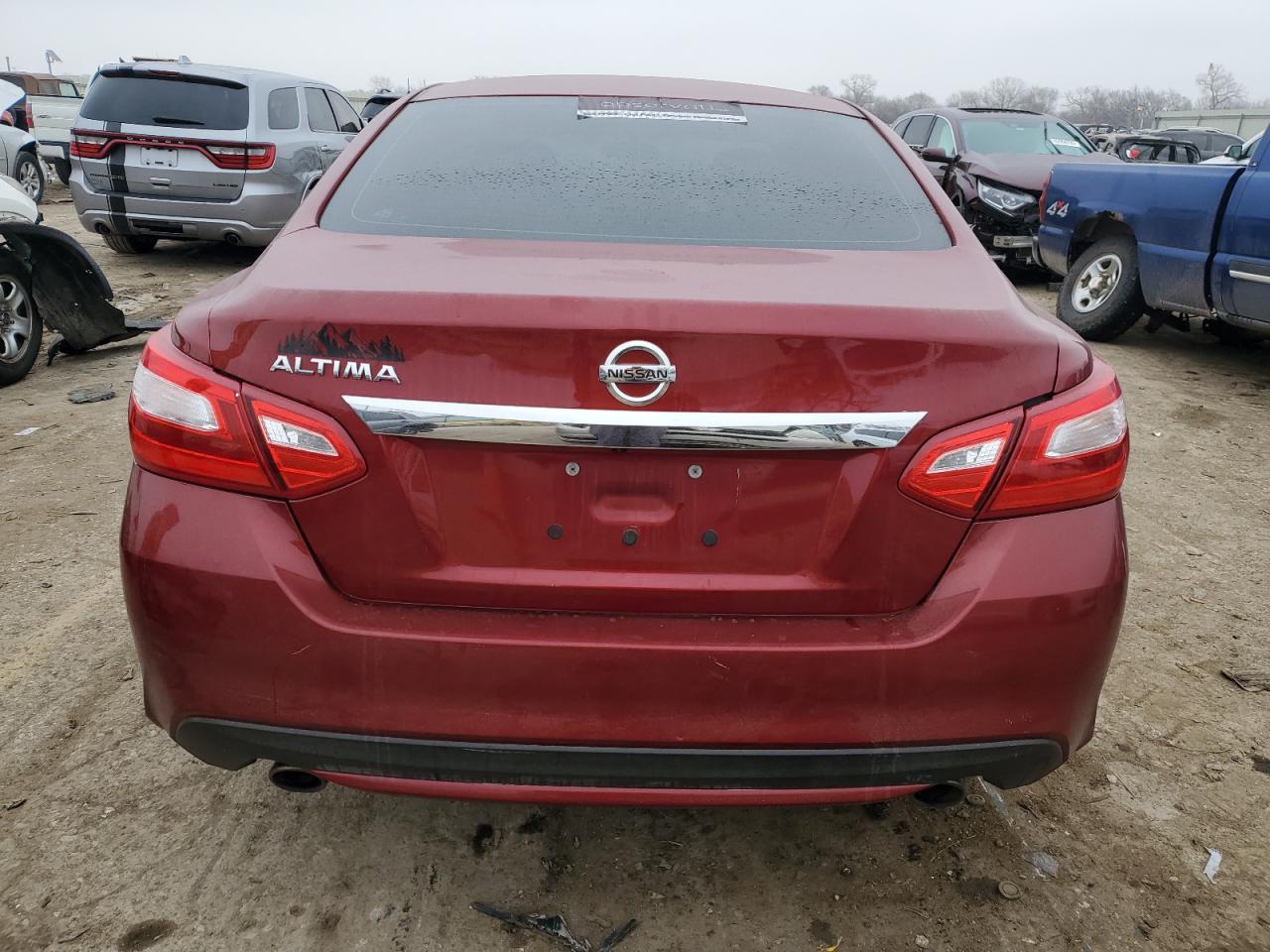2017 Nissan Altima VIN 1N4AL3AP1HC229862 Copart auction photo, front end damage thumbnail 6