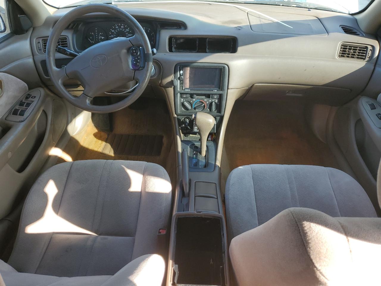 1997 Toyota Camry VIN 4T1BG22K6VU775042 Copart auction photo, front end damage thumbnail 8