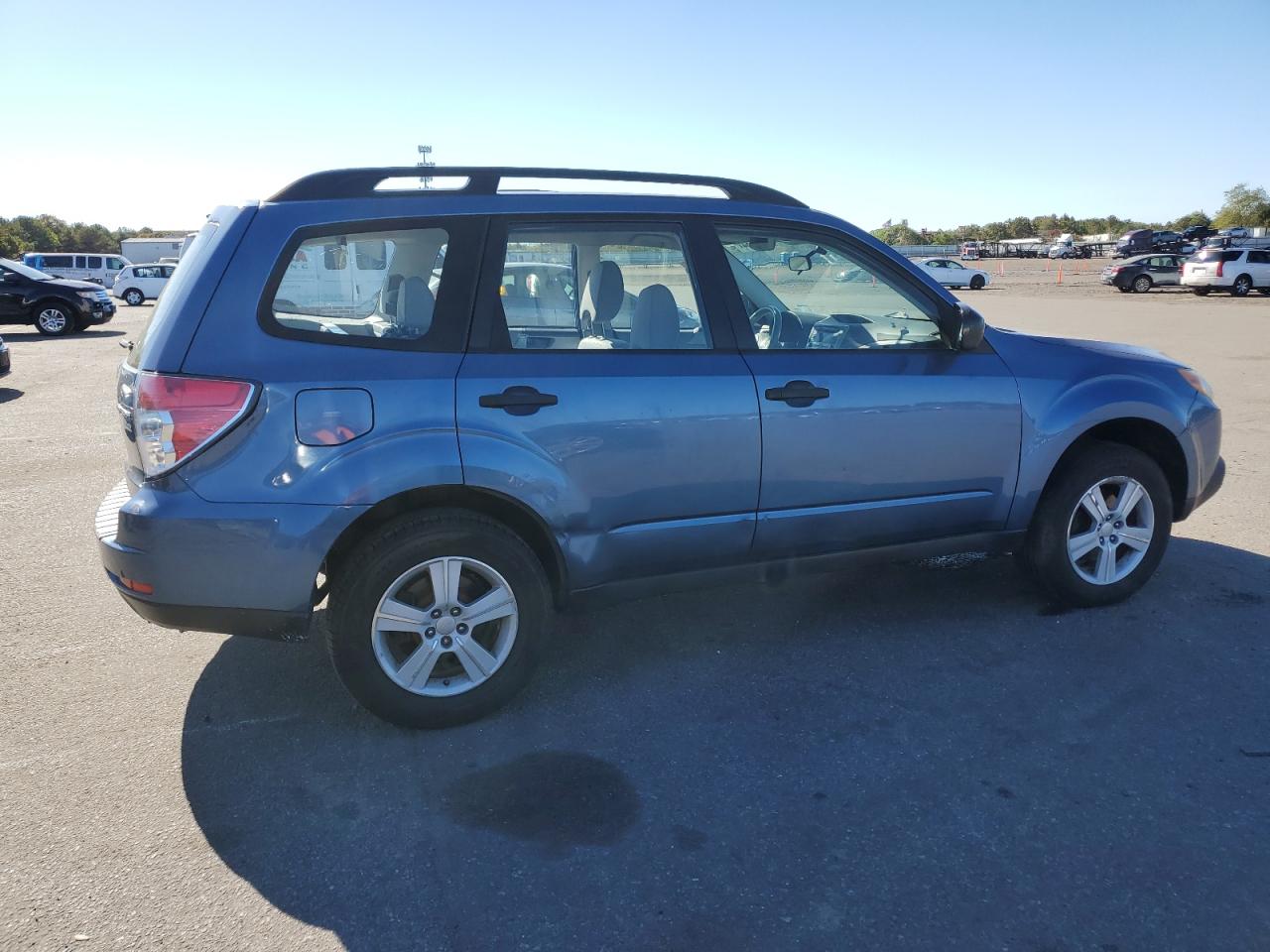 2010 Subaru Forester VIN JF2SH6BC4AH772484 Copart auction photo, minor dent/scratches damage thumbnail 3