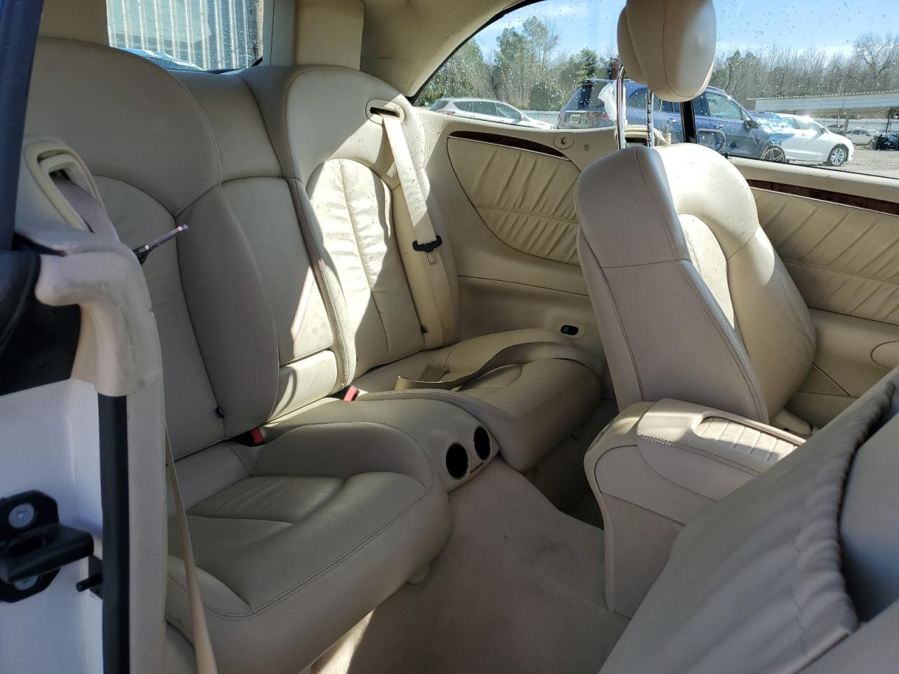 2009 Mercedes-Benz CLK-klasse VIN WDBTK56F39T104203 Copart auction photo, front end / side damage thumbnail 10