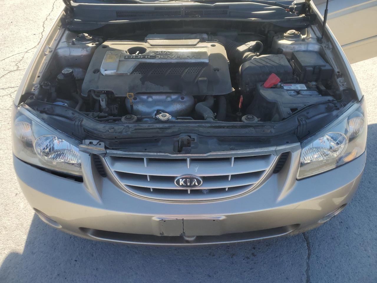 2006 KIA Spectra VIN KNAFE121865272134 Copart auction photo, minor dent/scratches damage thumbnail 12