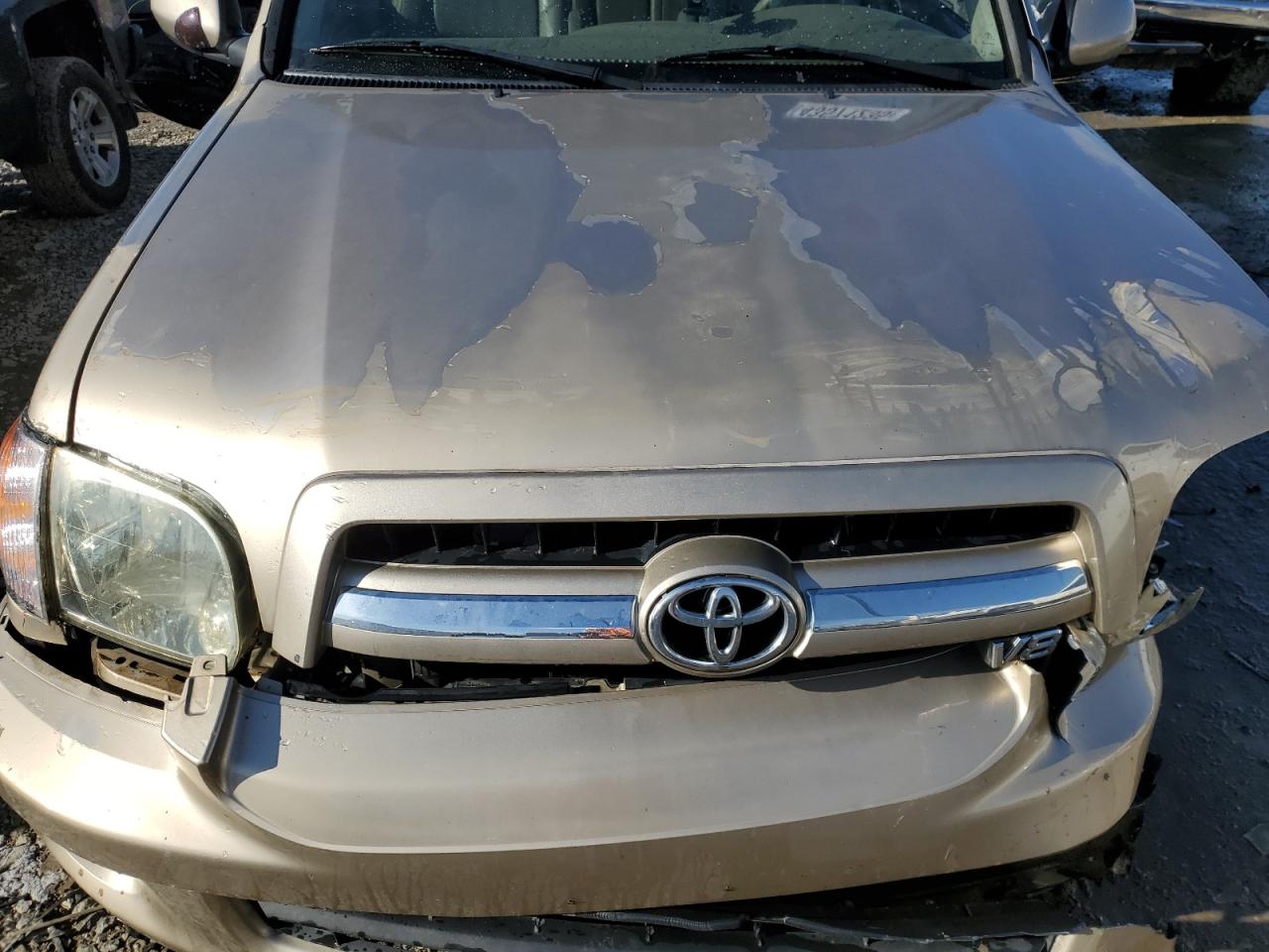 2005 Toyota Sequoia VIN 5TDZT38A25S258781 Copart auction photo, front end / side damage thumbnail 11