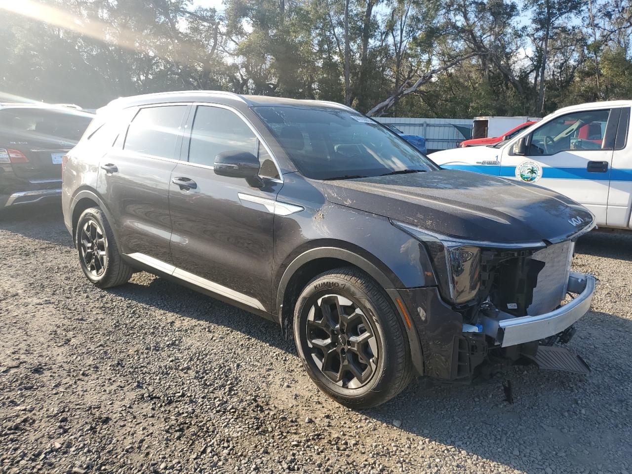 2025 KIA Sorento VIN 5XYRL4JC3SG351240 Copart auction photo, front end damage thumbnail 4