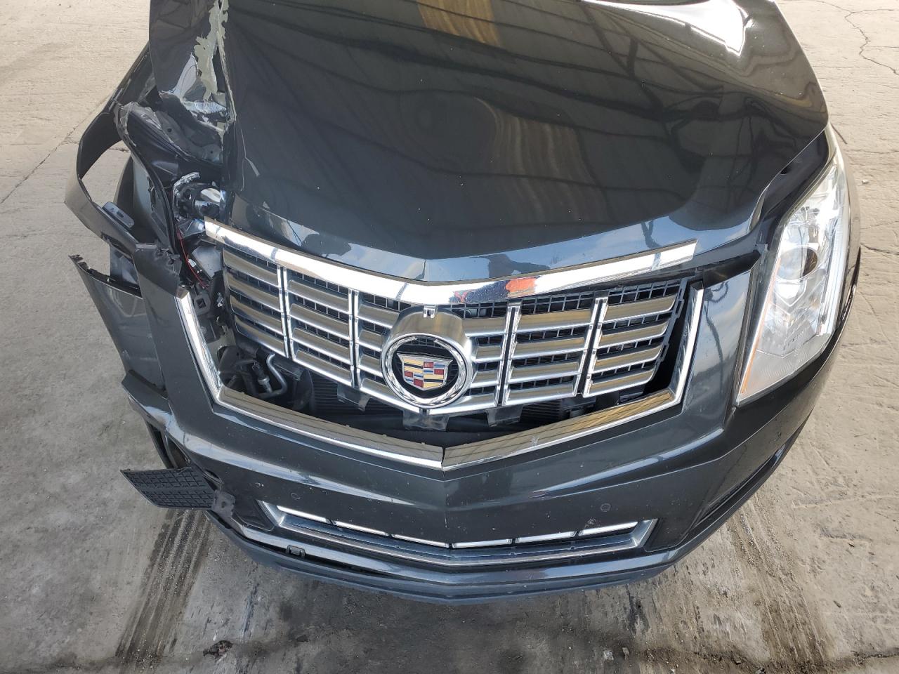 2015 Cadillac SRX VIN 3GYFNBE31FS615968 Copart auction photo, all over damage thumbnail 14