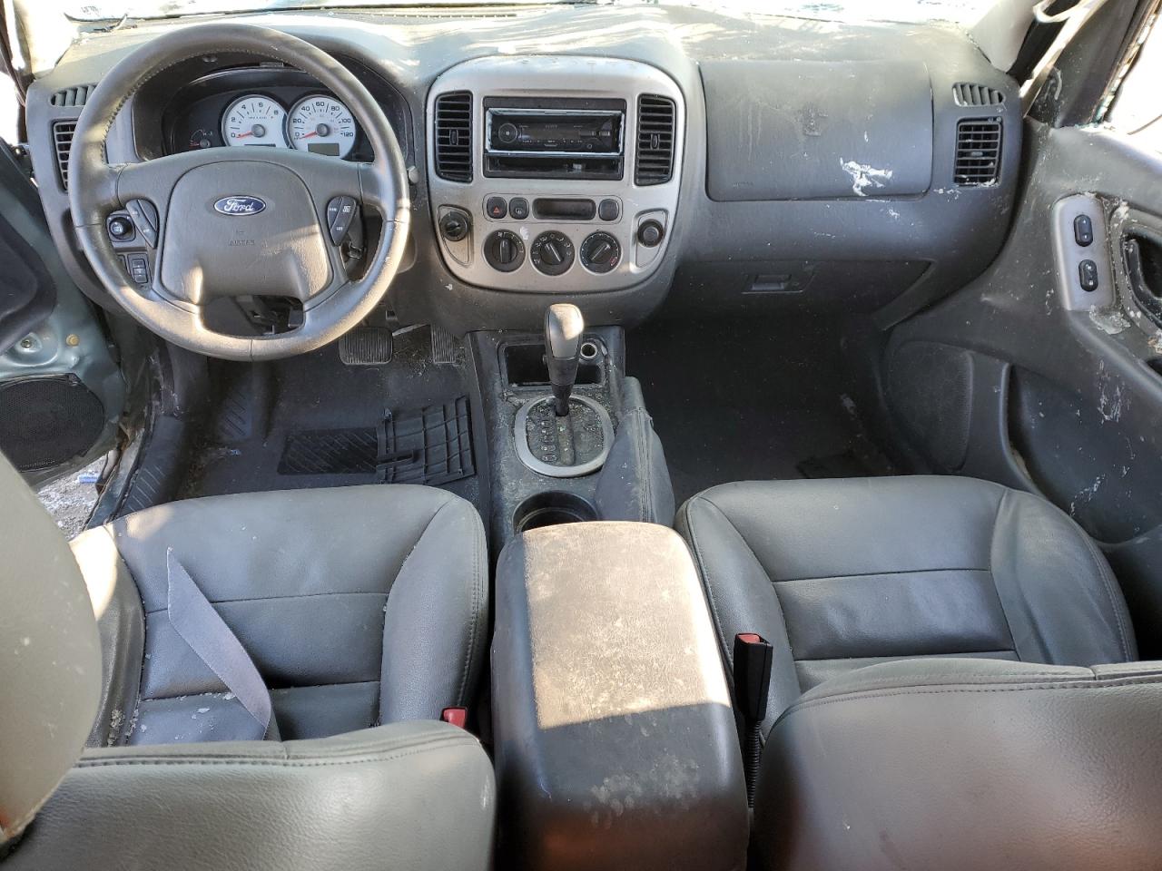 2005 Ford Escape VIN 1FMCU031X5KA29048 Copart auction photo, all over damage thumbnail 8