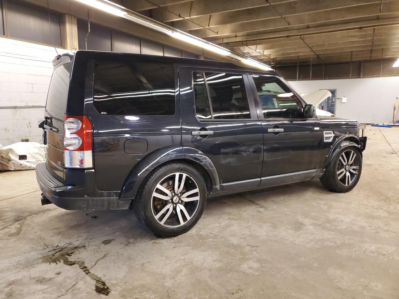 2012 Land Rover LR4 VIN SALAK2D43CA599717 Copart auction photo, front end damage thumbnail 3