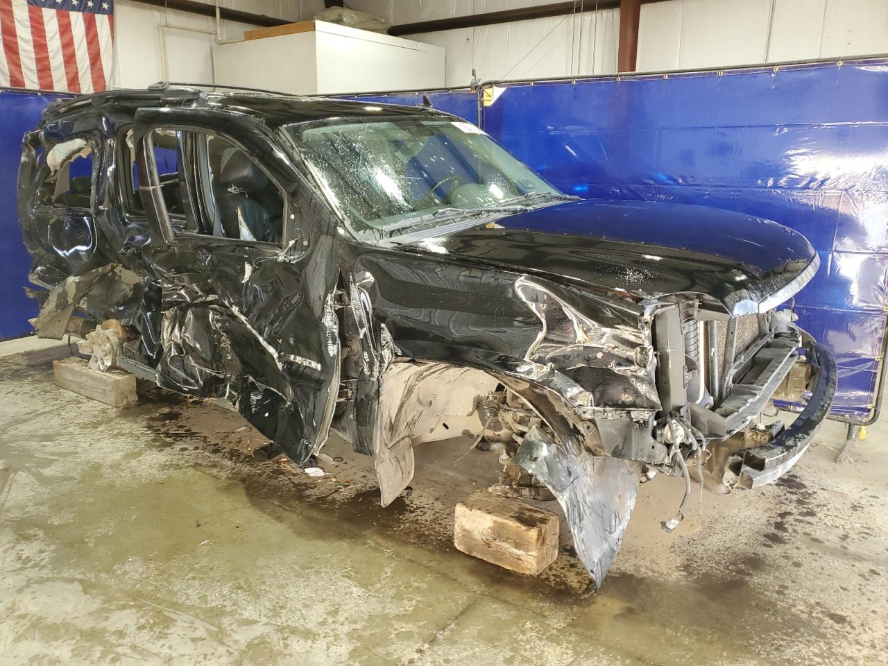 2013 GMC Yukon VIN 1GKS2CE06DR149547 Copart auction photo, rollover damage thumbnail 4