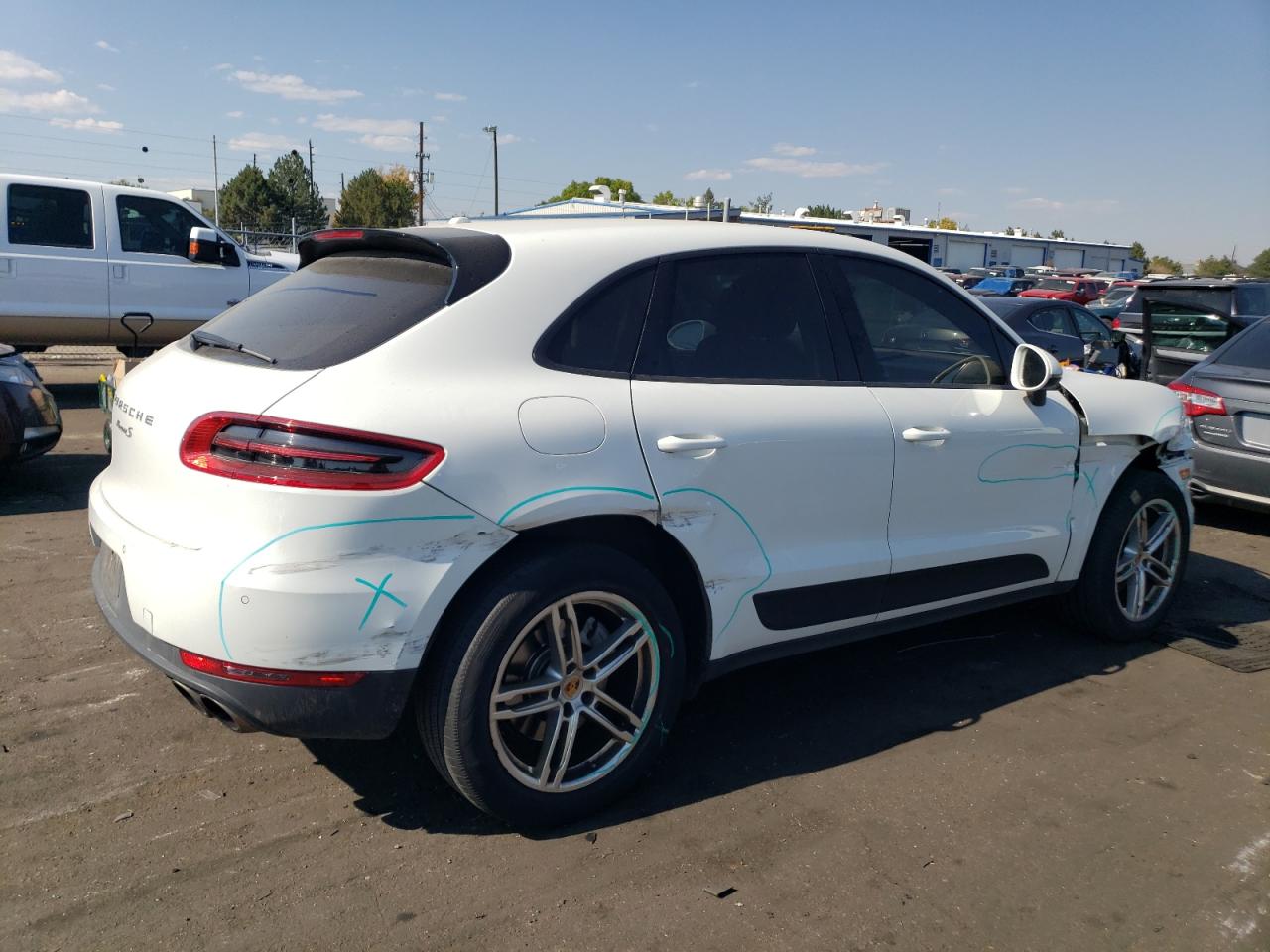 2015 Porsche Macan VIN WP1AB2A59FLB52465 Copart auction photo, side / front end damage thumbnail 3