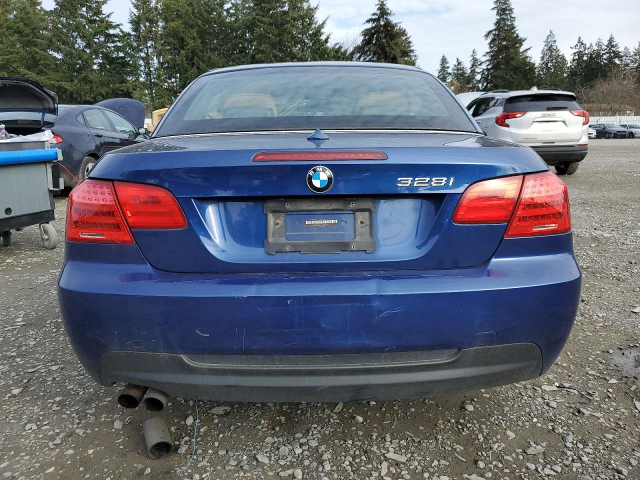 2011 BMW 3er VIN WBADW7C54BE726429 Copart auction photo, front end damage thumbnail 6