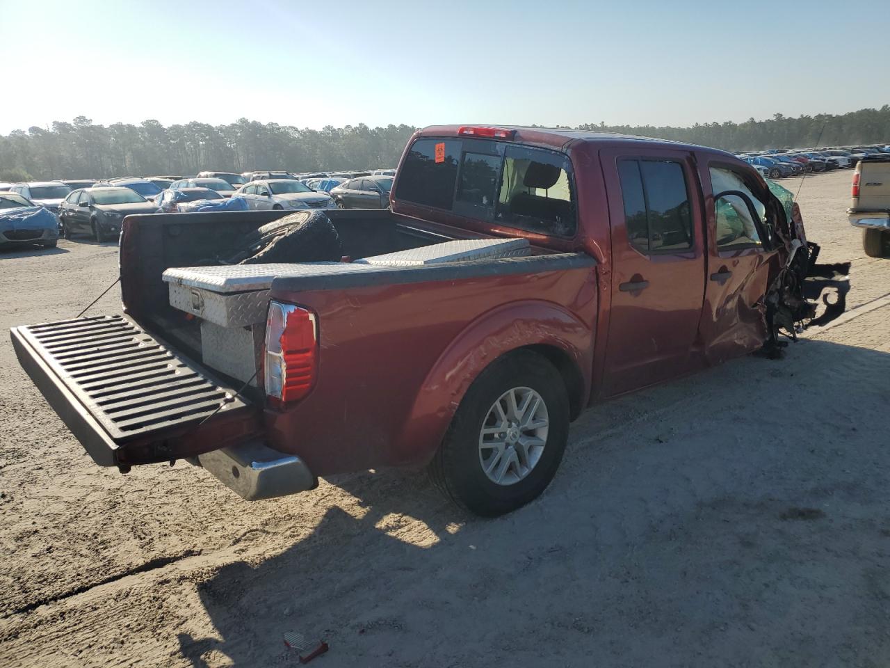 2016 Nissan Navara (Frontier) VIN 1N6AD0ER1GN742563 Copart auction photo, all over damage thumbnail 3