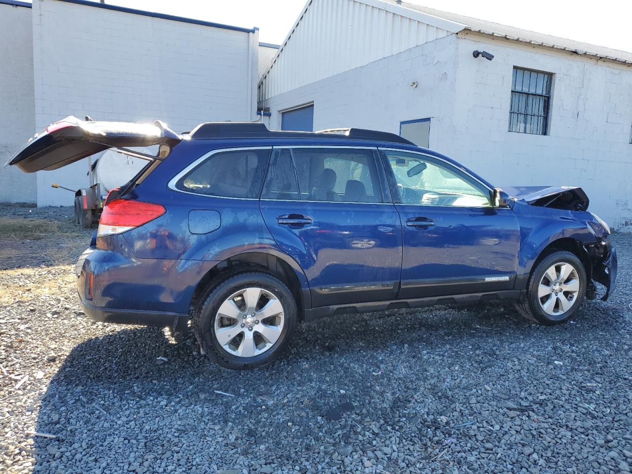 2010 Subaru Outback VIN 4S4BRBKC1A3353604 Copart auction photo, front end damage thumbnail 3
