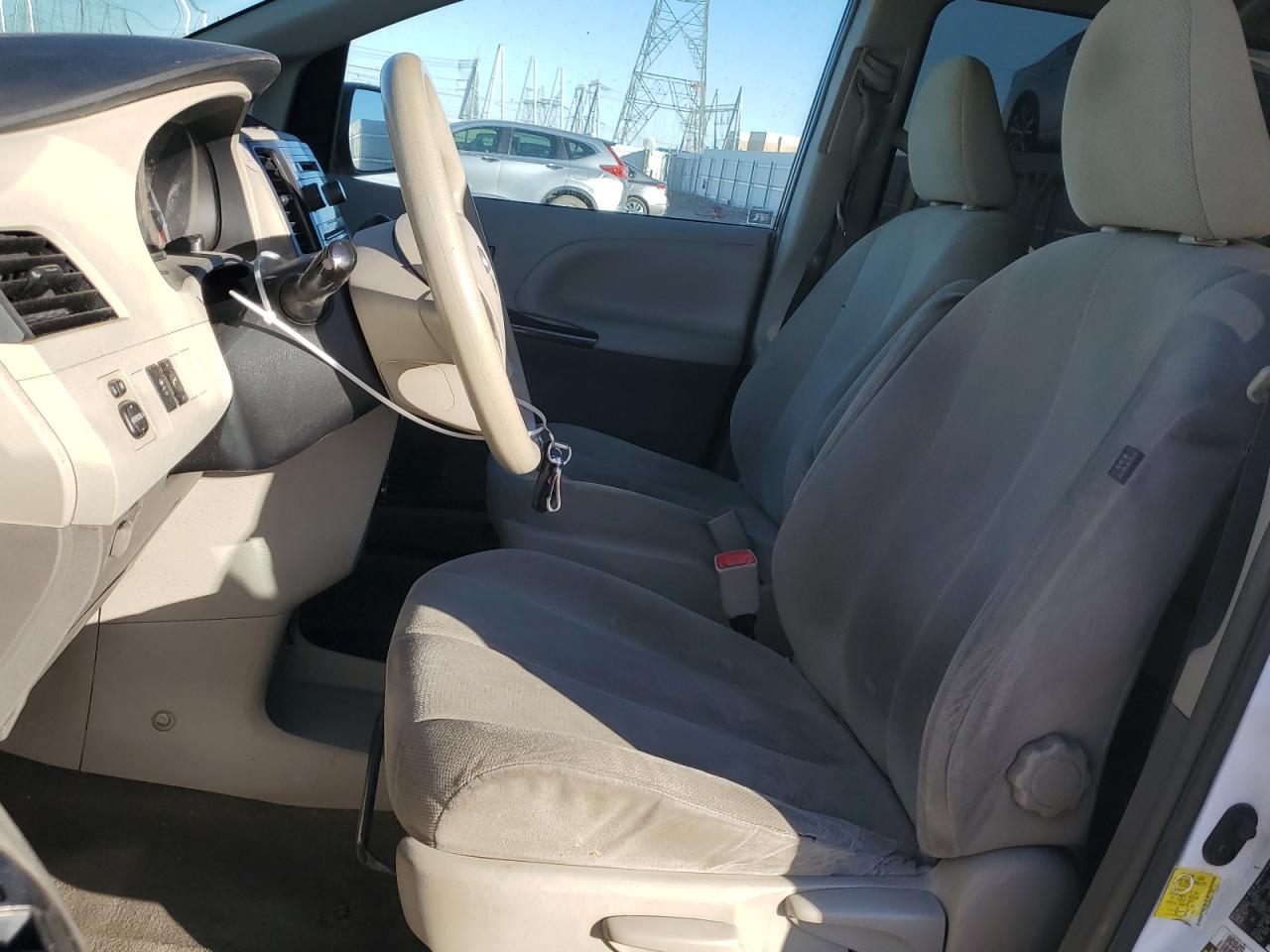 2013 Toyota Sienna VIN 5TDZK3DC0DS297295 Copart auction photo, front end / rear end damage thumbnail 7