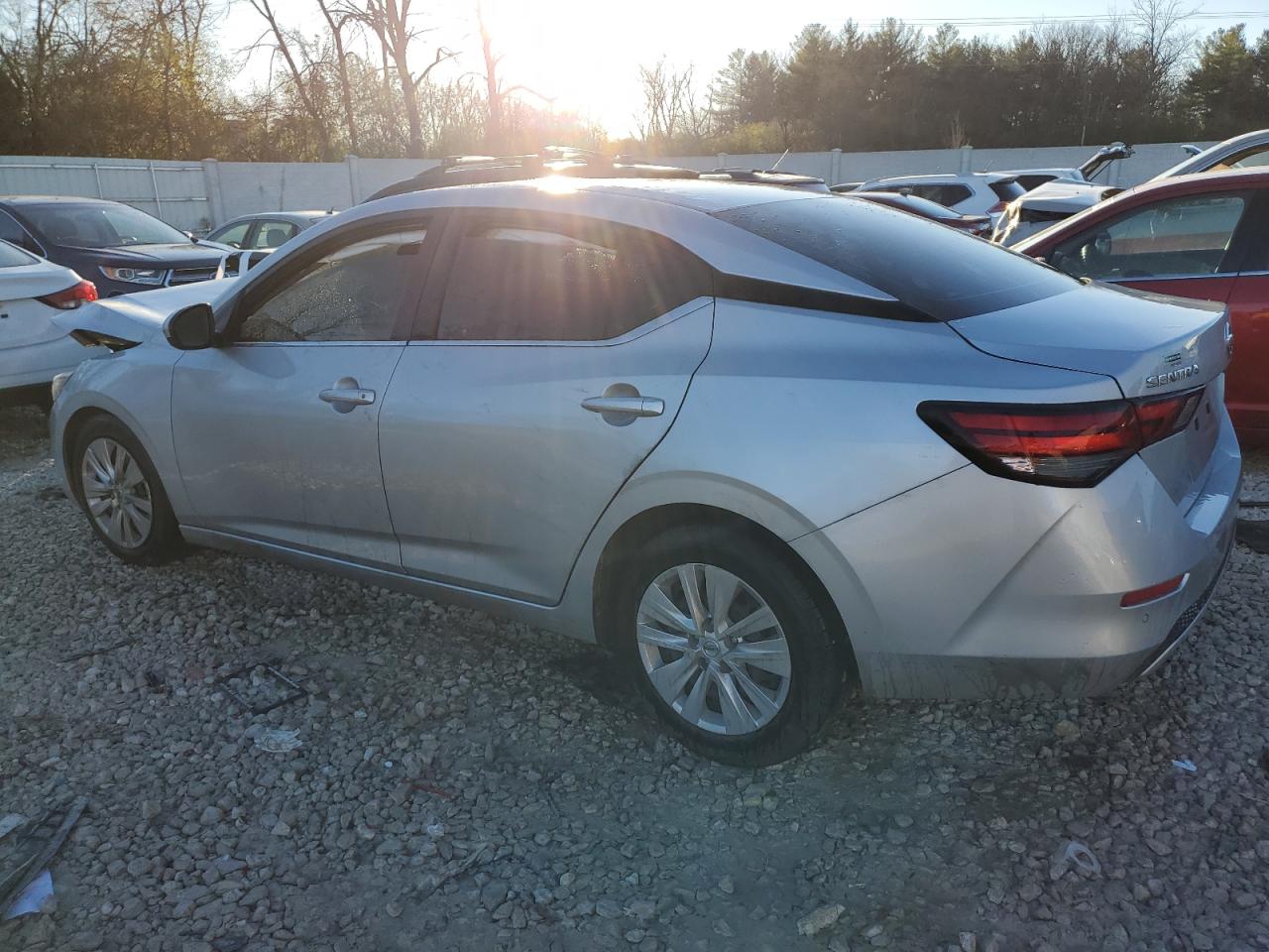 2020 Nissan Sentra VIN 3N1AB8BV8LY220554 Copart auction photo, front end damage thumbnail 2