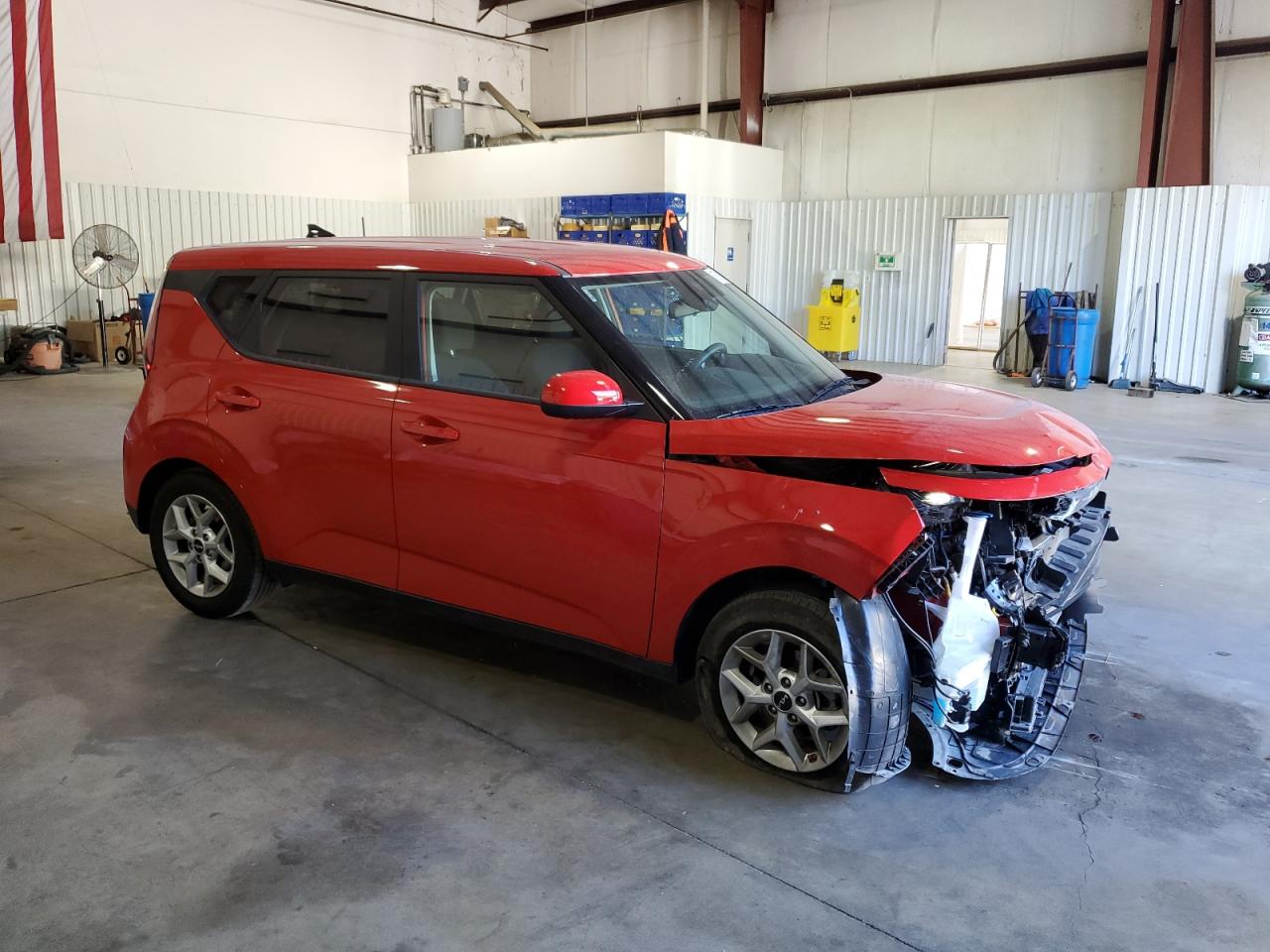 2024 KIA Soul VIN KNDJ23AU9R7224518 Copart auction photo, front end / minor dent/scratches damage thumbnail 4