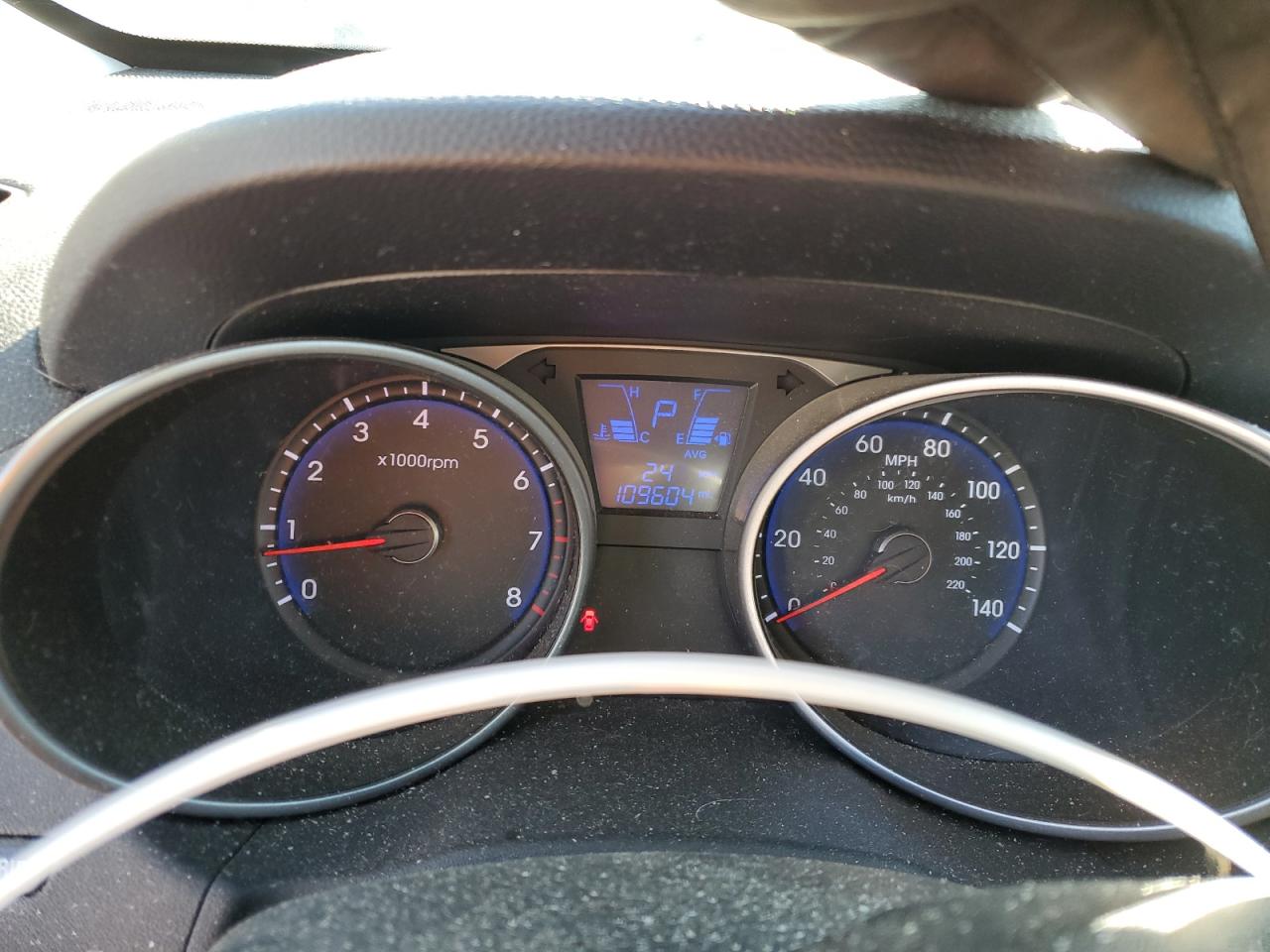2011 Hyundai Tucson VIN KM8JUCAC6BU248926 Copart auction photo, front end / side damage thumbnail 9
