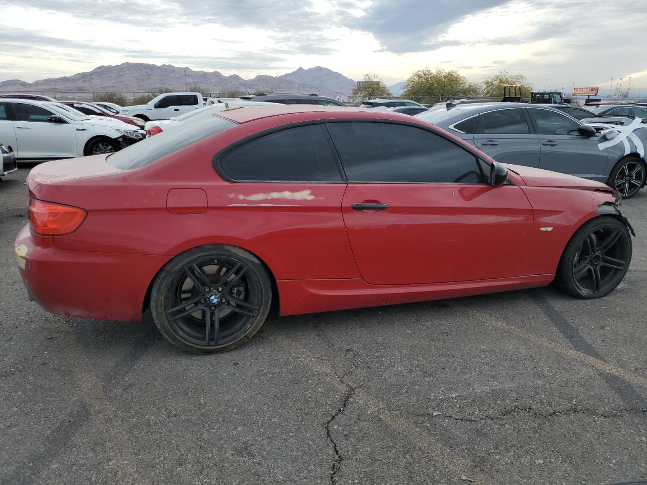 2012 BMW 3er VIN WBAKG1C53CE839842 Copart auction photo, all over damage thumbnail 3