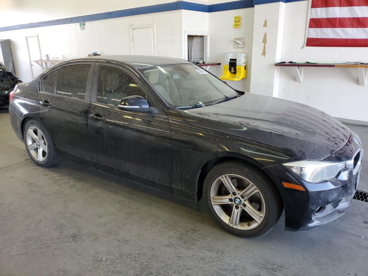 2013 BMW 3er VIN WBA3C1G56DNR44547 Copart auction photo, mechanical damage thumbnail 4