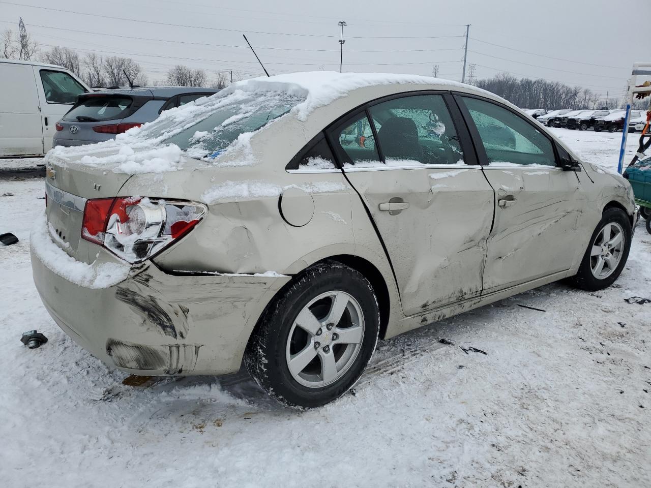 2016 Chevrolet Cruze VIN 1G1PE5SB4G7151221 Copart auction photo, side / front end damage thumbnail 3