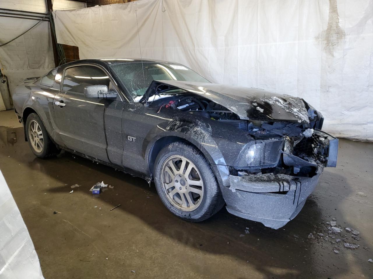 2005 Ford Mustang VIN 1ZVHT82H055106757 Copart auction photo, front end / all over damage thumbnail 4