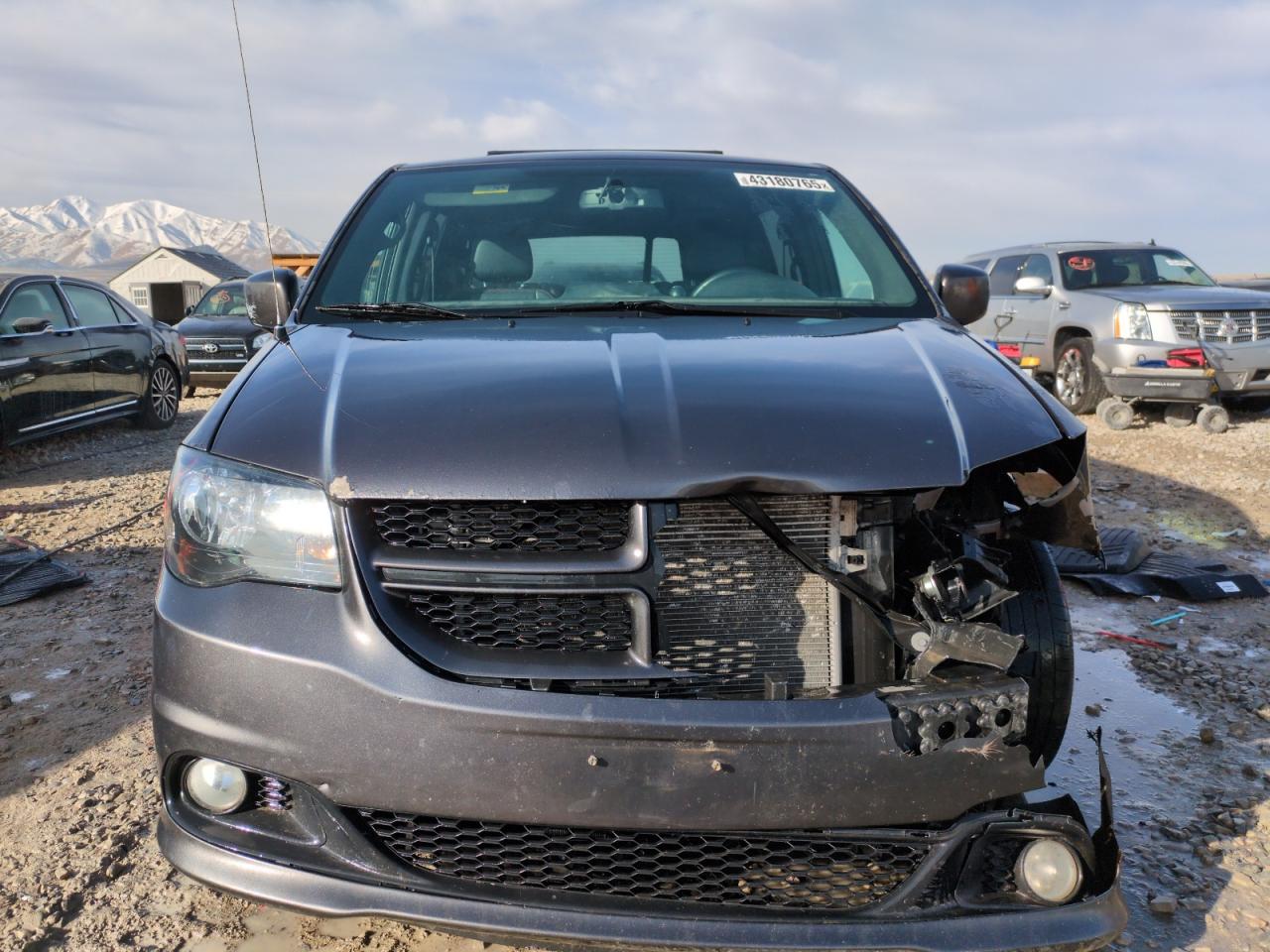 2017 Dodge Caravan VIN 2C4RDGEG1HR697738 Copart auction photo, front end damage thumbnail 5