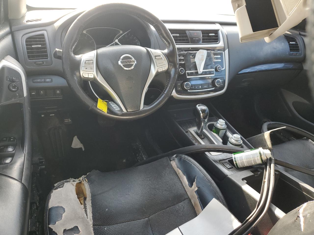 2018 Nissan Altima VIN 1N4AL3APXJC135940 Copart auction photo, water/flood / all over damage thumbnail 8