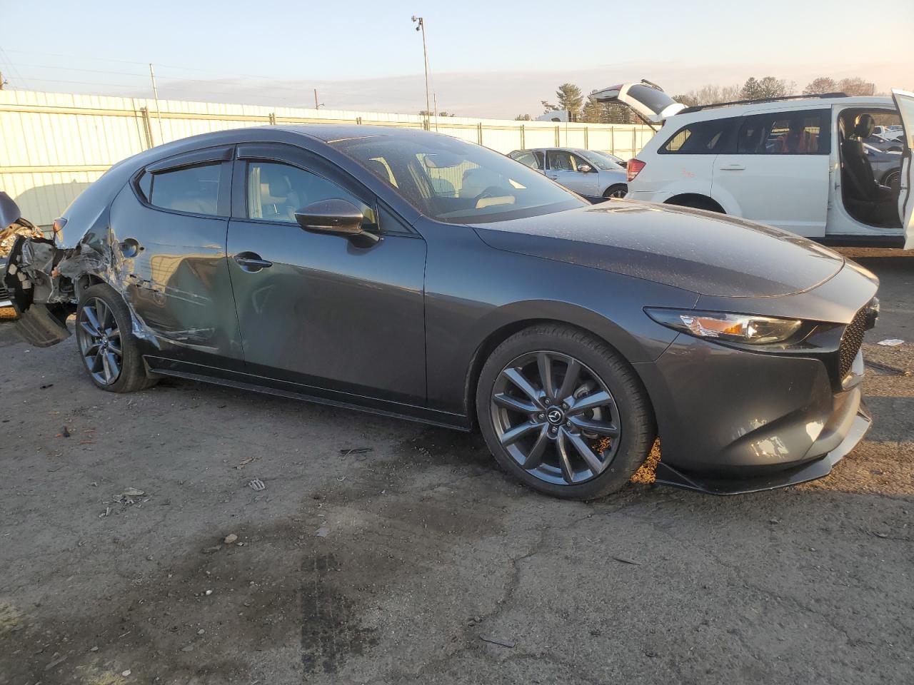 2021 Mazda 3 VIN JM1BPALL4M1402605 Copart auction photo, rear end / side damage thumbnail 4