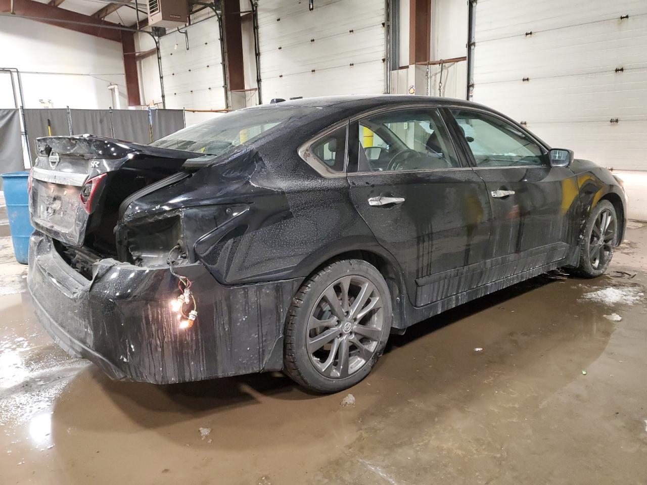 2018 Nissan Altima VIN 1N4AL3AP2JC133728 Copart auction photo, rear end / front end damage thumbnail 3