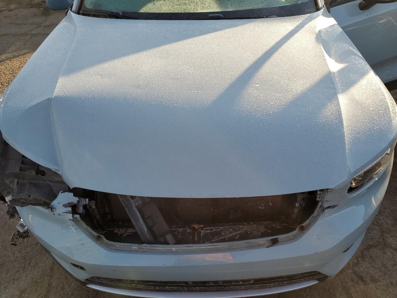 2019 Volvo XC40 VIN YV4162UK4K2104649 Copart auction photo, side / front end damage thumbnail 14