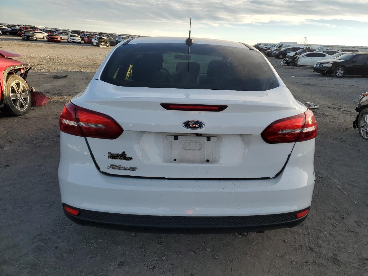 2017 Ford Focus VIN 1FADP3E29HL340479 Copart auction photo, all over / minor dent/scratches damage thumbnail 6