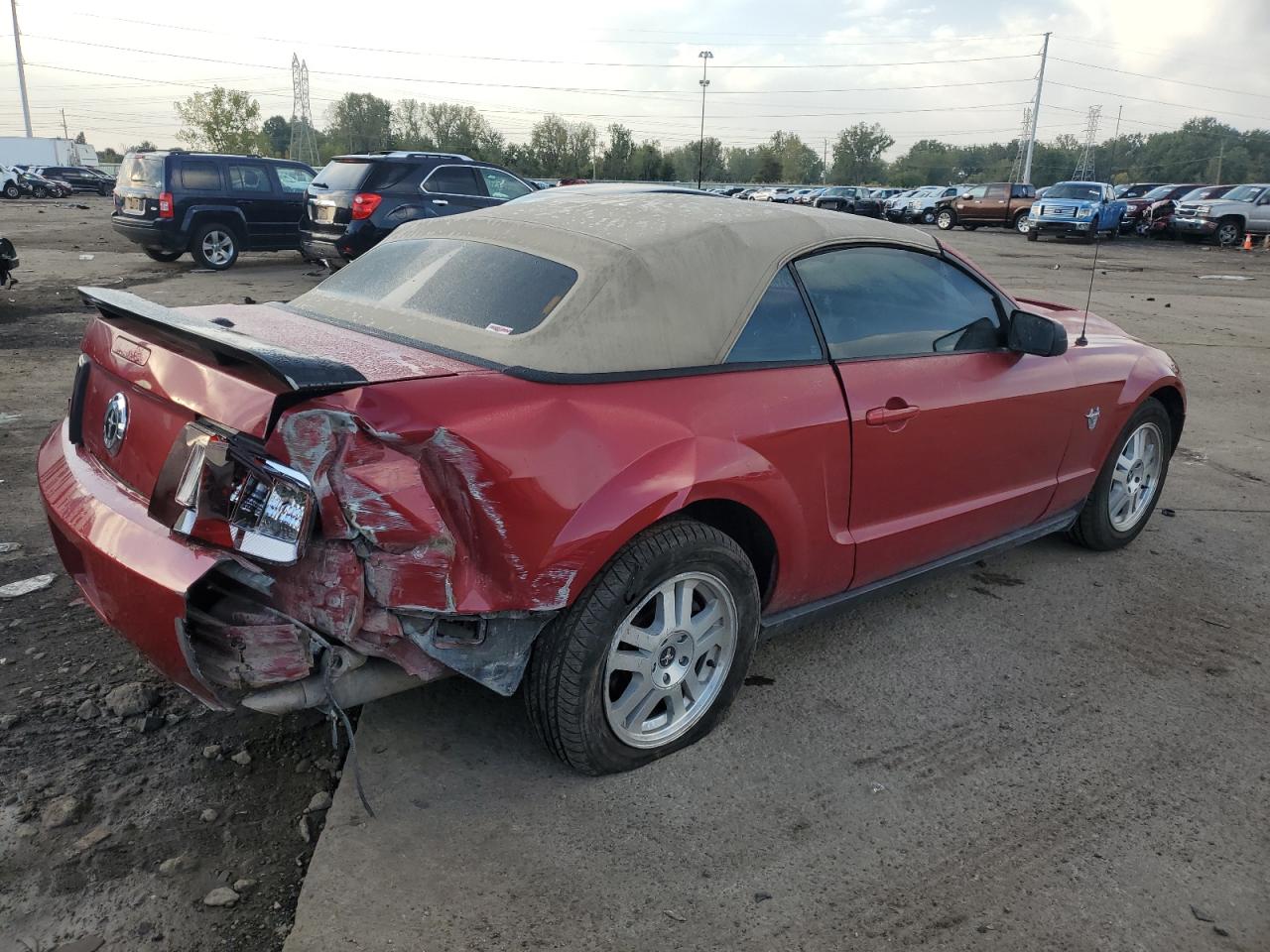 2009 Ford Mustang VIN 1ZVHT84N995127356 Copart auction photo, rear end damage thumbnail 3