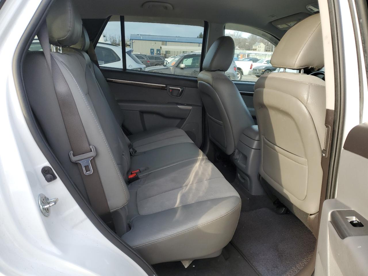 2011 Hyundai Santa Fe VIN 5XYZHDAG8BG054324 Copart auction photo, front end damage thumbnail 11
