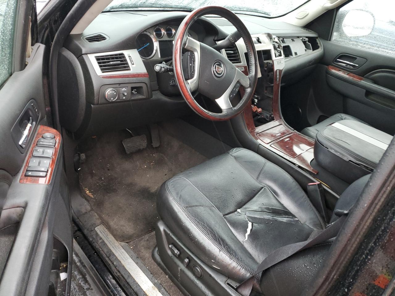 2011 Cadillac Escalade VIN 1GYS3AEFXBR160754 Copart auction photo, front end damage thumbnail 8