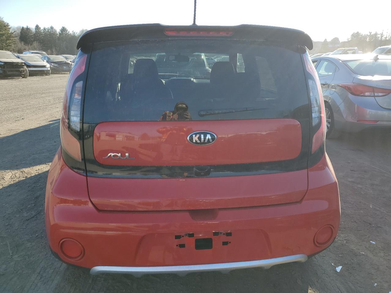 2018 KIA Soul VIN KNDJP3A50J7518811 Copart auction photo, front end damage thumbnail 6