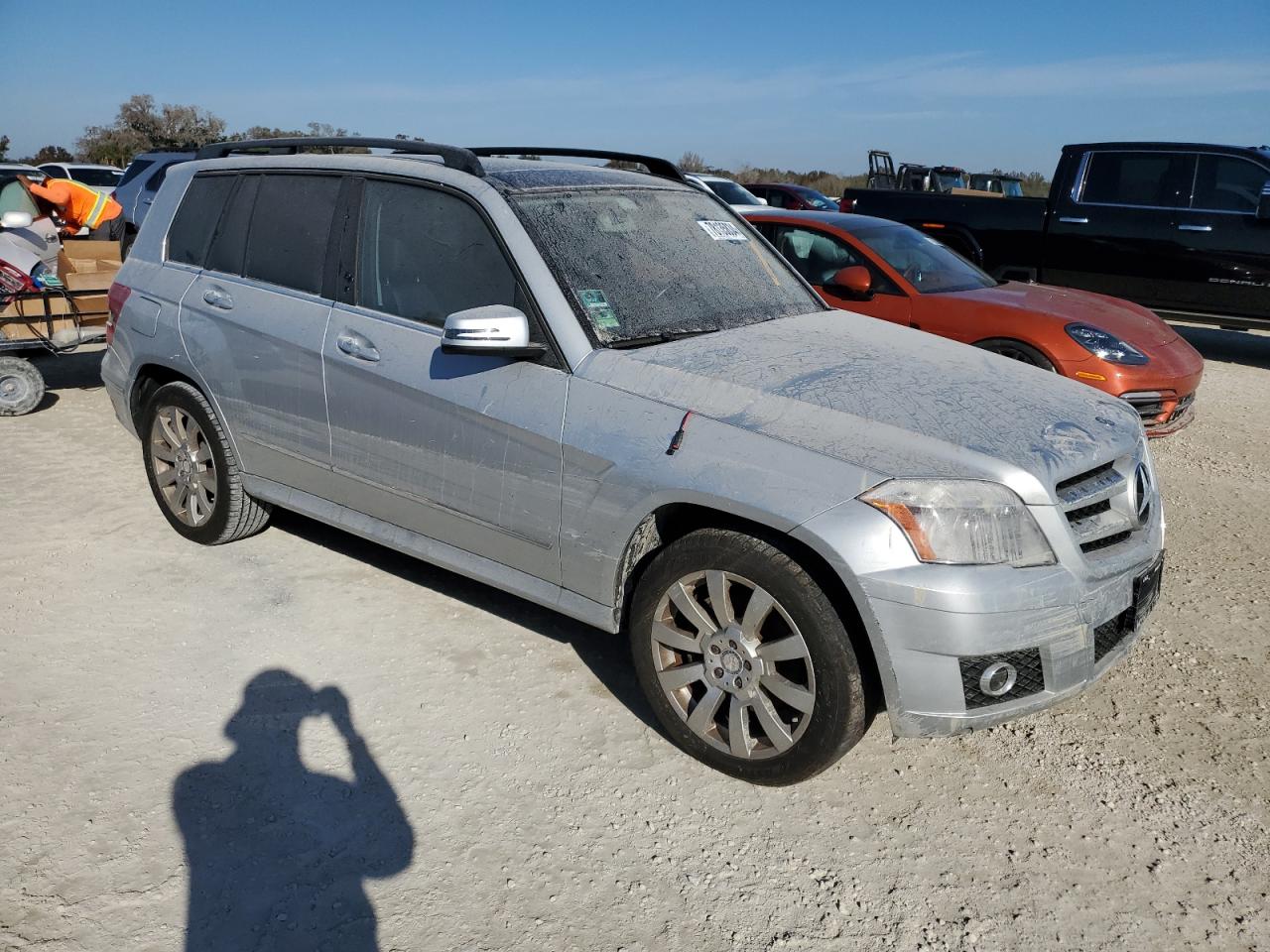 2011 Mercedes-Benz GLK-klasse VIN WDCGG8HB3BF696670 Copart auction photo, water/flood damage thumbnail 4