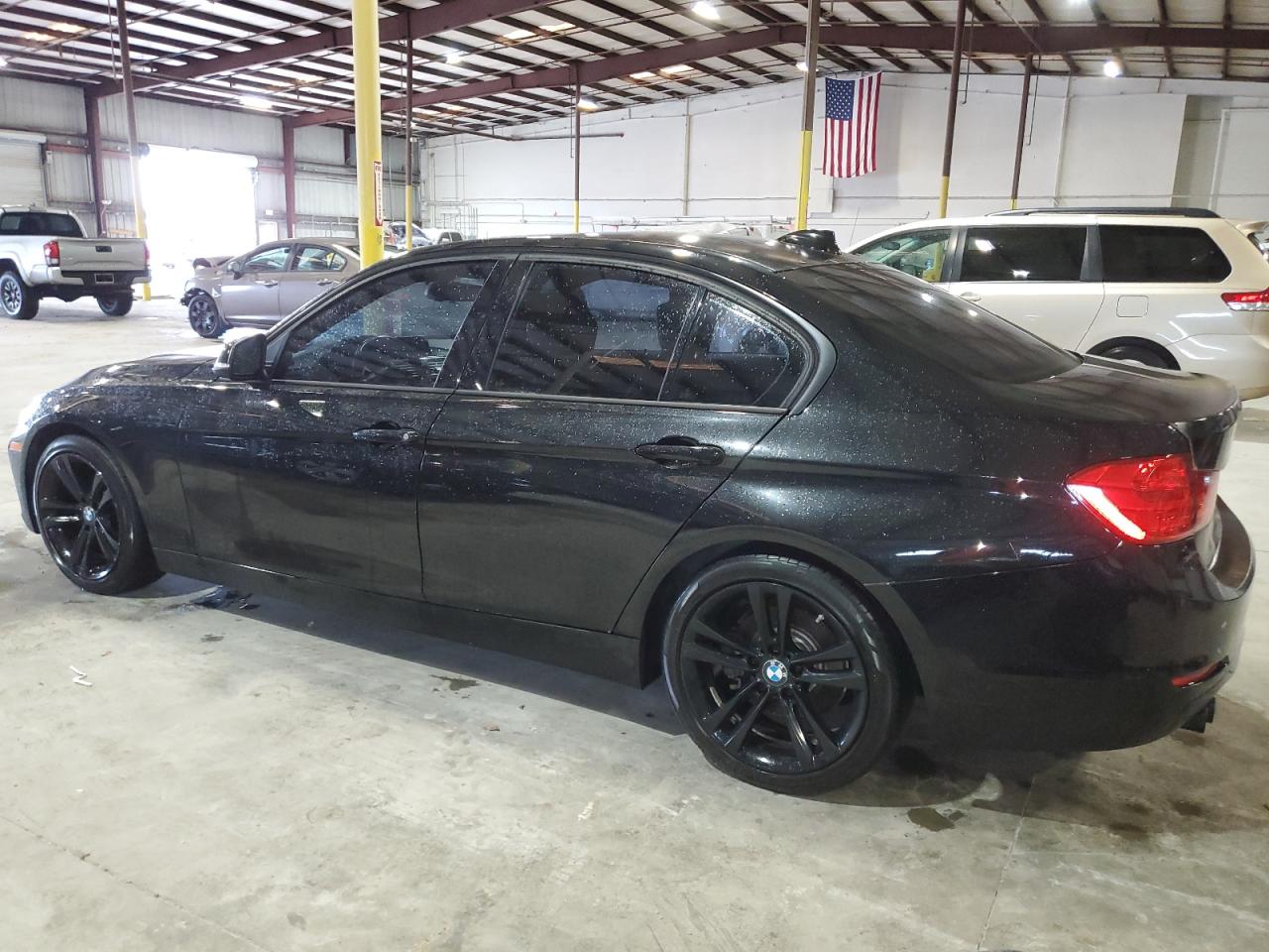 2012 BMW 3er VIN WBA3A5C56CF256639 Copart auction photo, side damage thumbnail 2